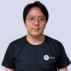 Hideaki H.