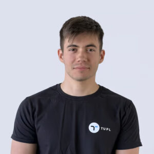 Luis B.